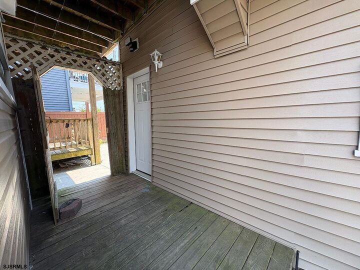 Property Photo: 1658 W Riverside Dr NJ 08401