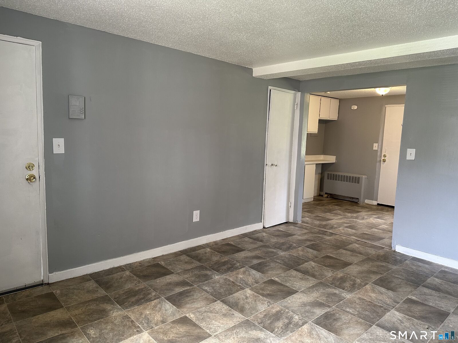 Property Photo: 928 Wethersfield Avenue 2 CT 06114