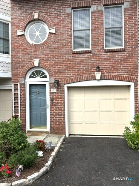 Property Photo:  82 Bywatyr Lane 82  CT 06605 