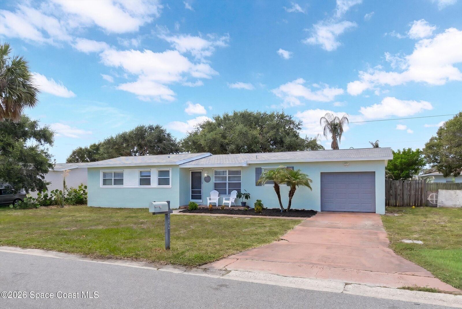 Property Photo: 172 Eden Avenue FL 32937
