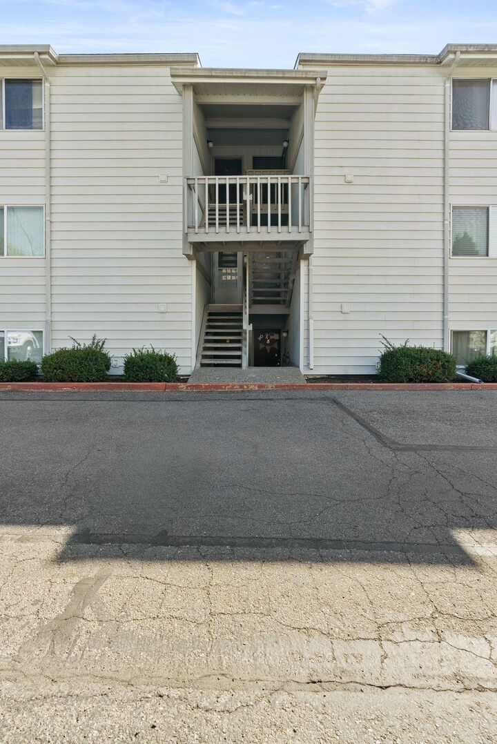 Property Photo:  310 N Raymond Dr D7  WA 99206 