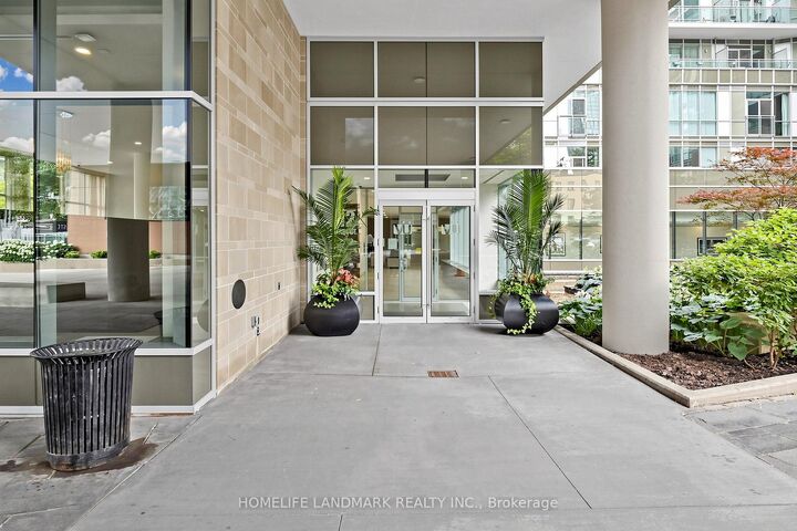 Property Photo:  112 George Street S508  ON M5A 3S2 