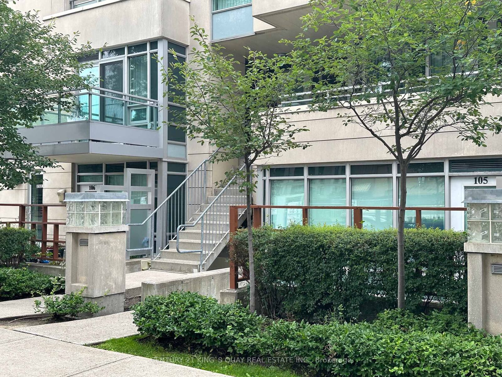 Property Photo:  31 Olive Avenue 210  ON M2N 4N4 