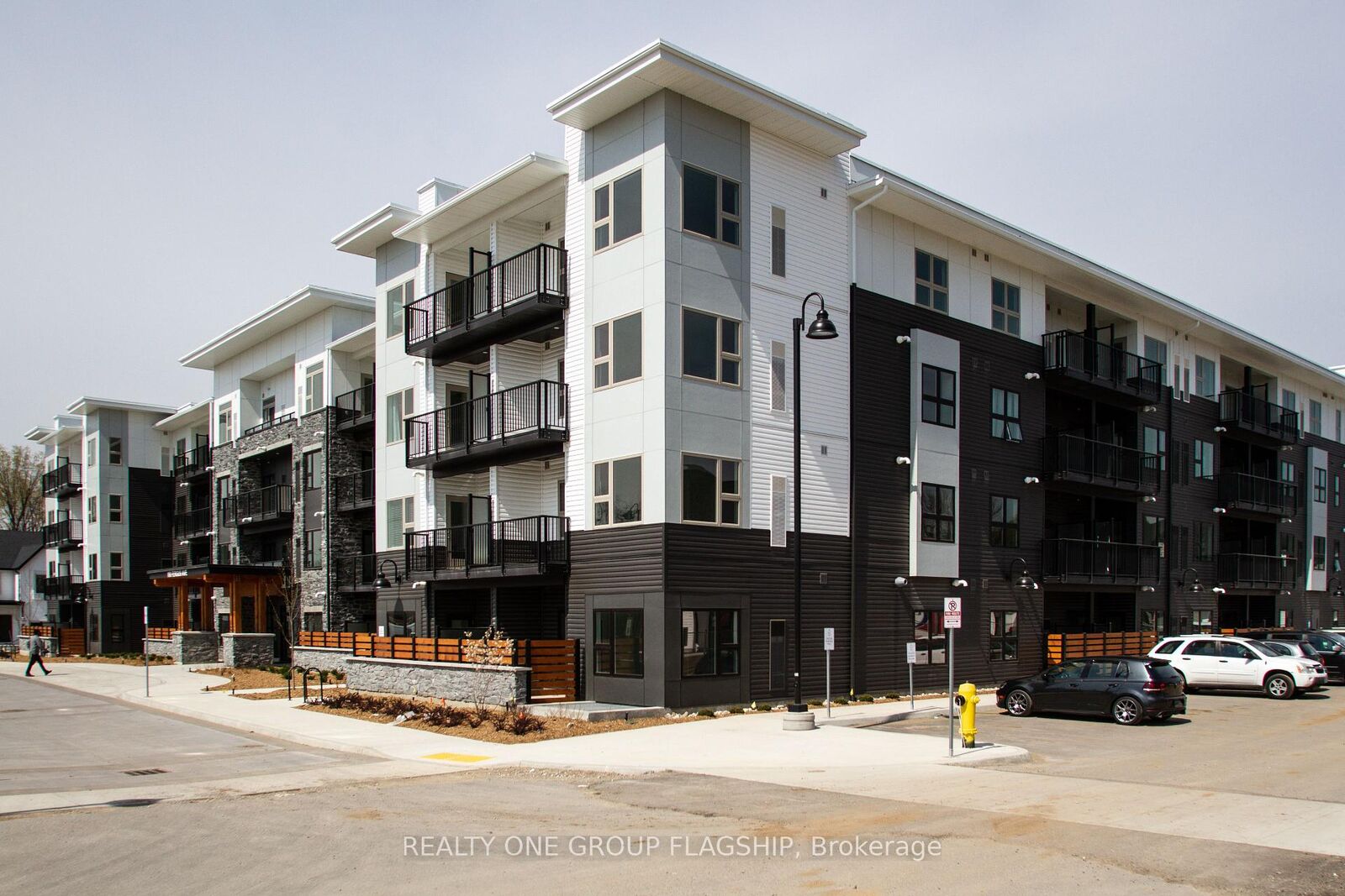 Property Photo:  110 Fergus Avenue 335  ON N2A 2H2 