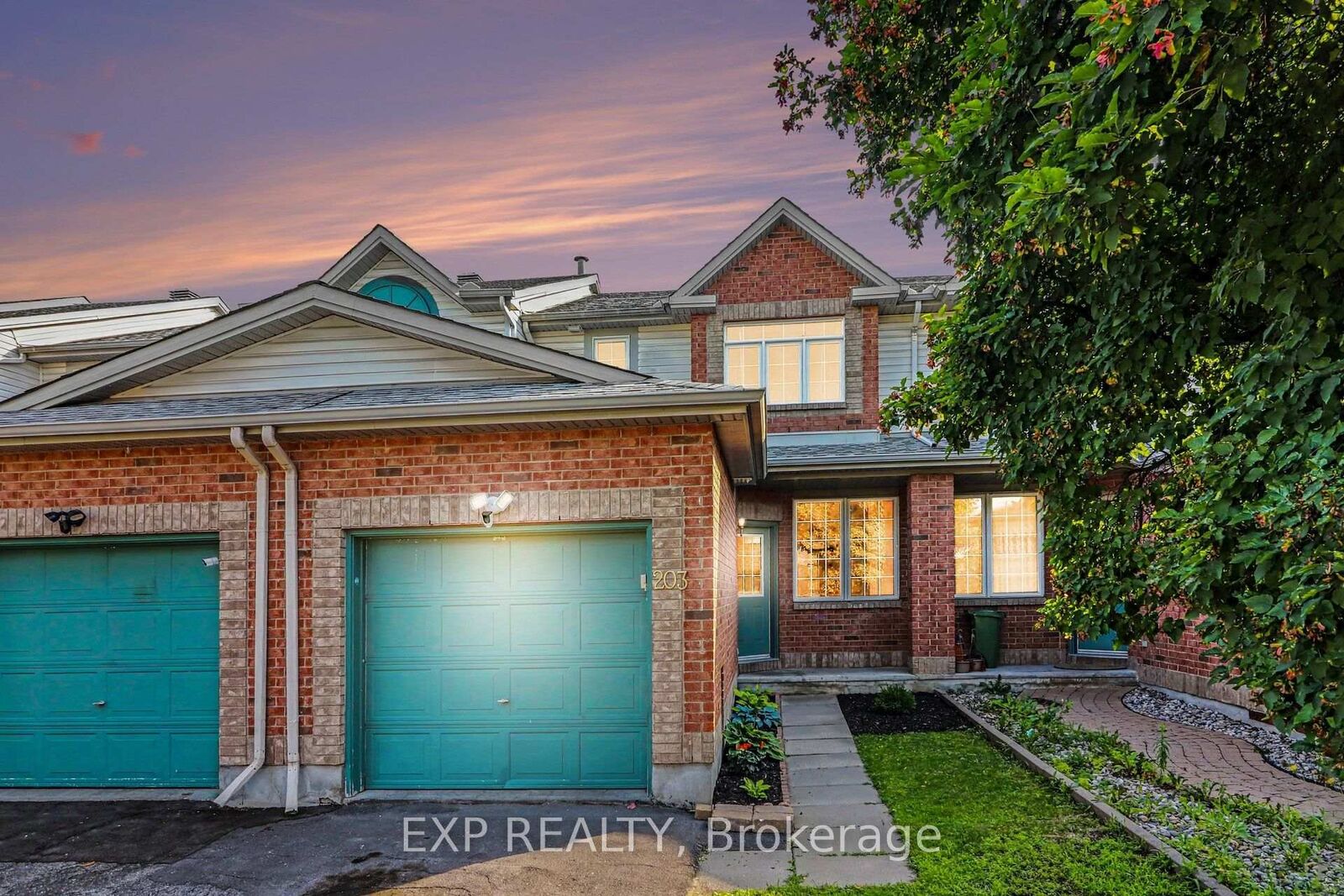 Property Photo: 203 Duntroon Circle ON K1T 4C9