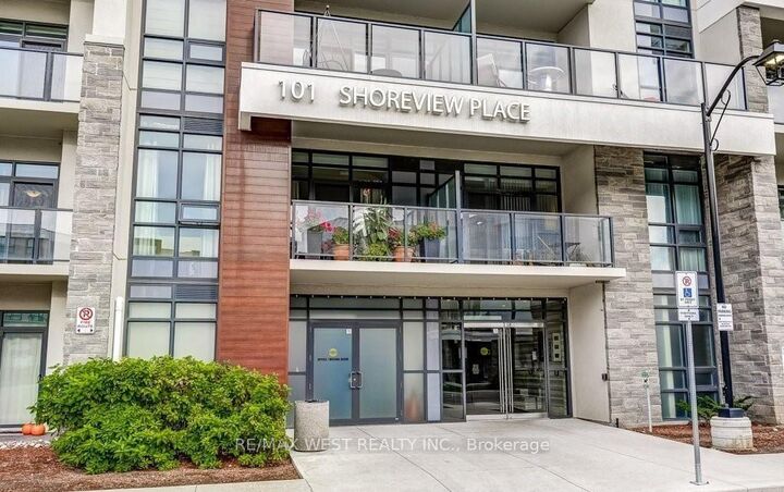 Property Photo:  101 Shoreview Place 426  ON L8E 0K2 