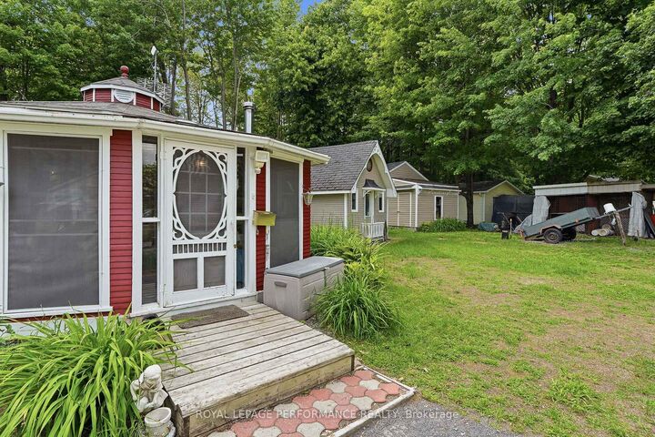 Property Photo:  2251 Concession 9 Road 30  ON K0B 1C0 