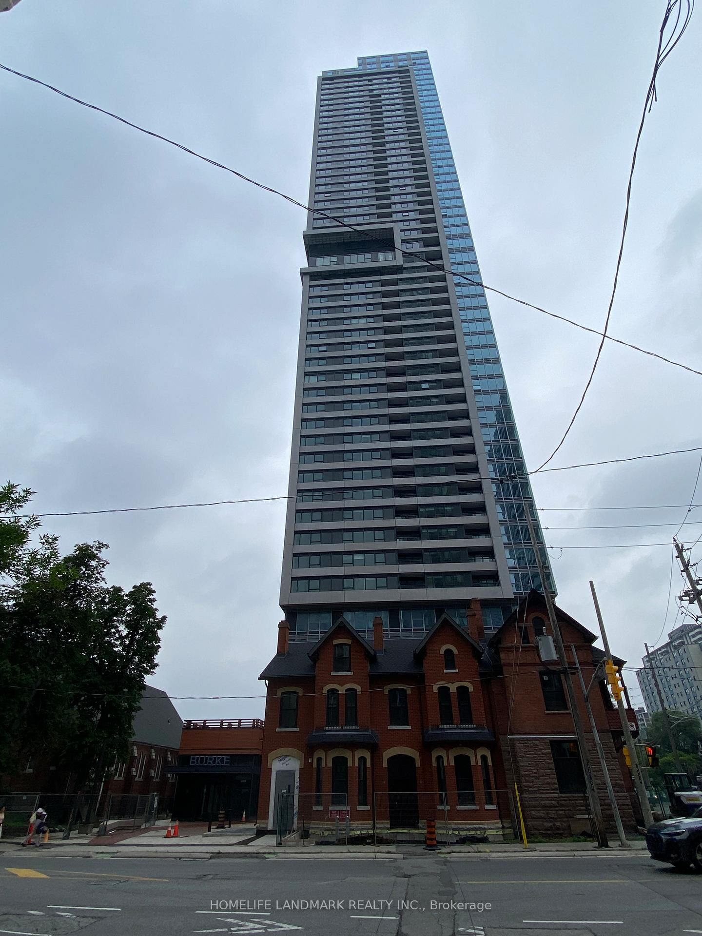 Property Photo: 609 Sherbourne Street 3209 ON M4X 0A4