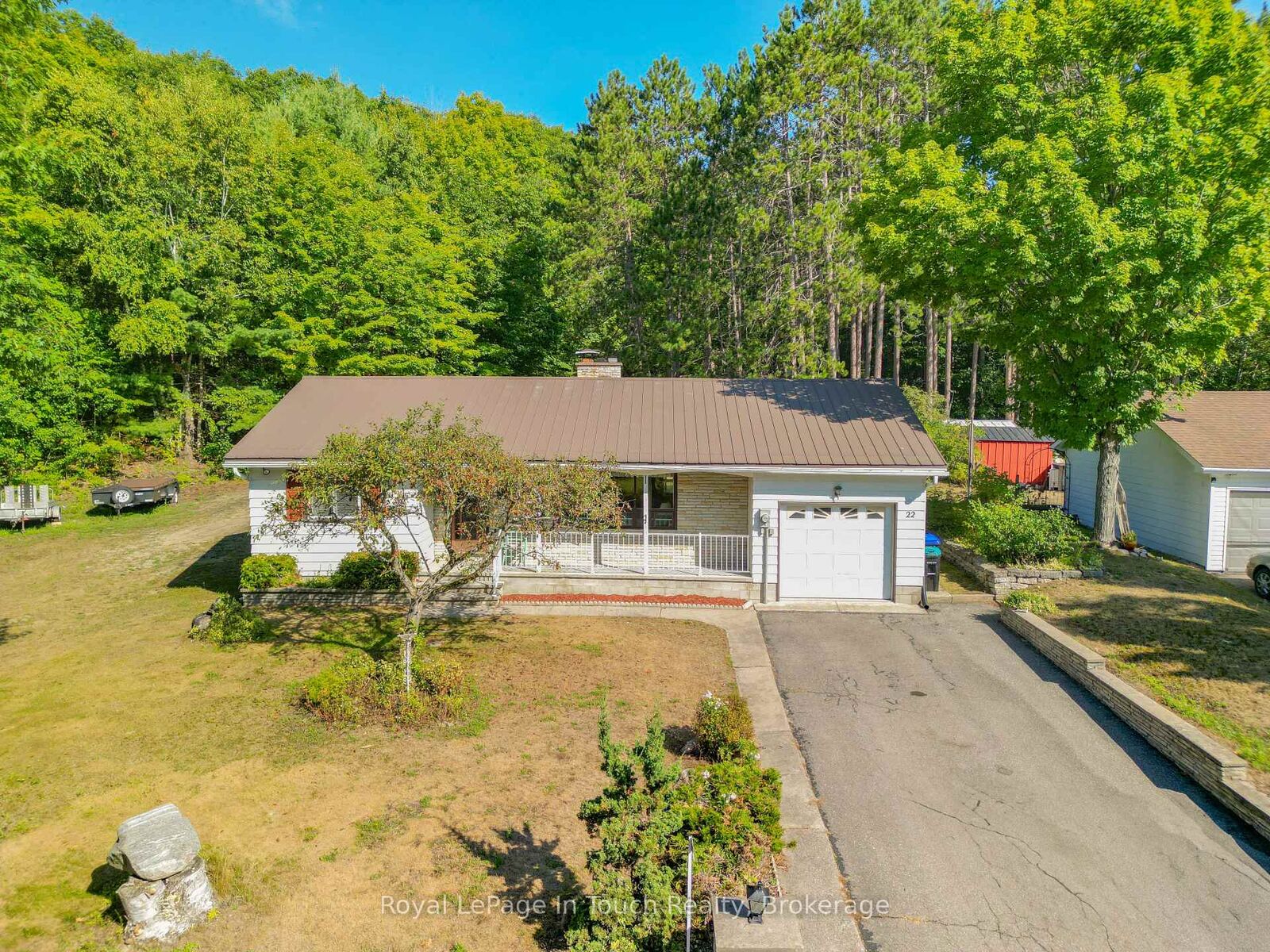 Property Photo: 22 Glendale Road ON L9M 0C2