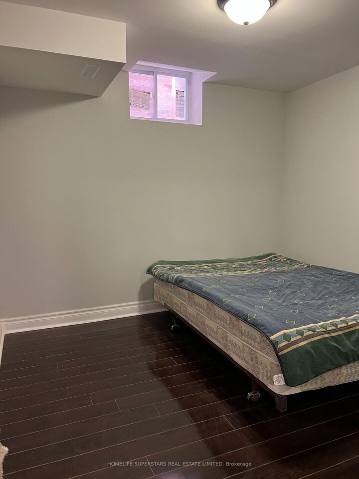 Property Photo:  19 Sir Michael Place Bsmt.  ON L7A 1Z4 