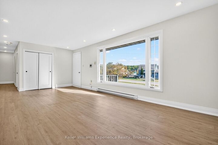 Property Photo: 556 Champlain Road ON L9M 0C2