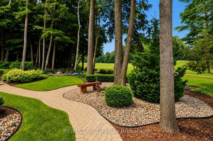 Property Photo:  7 Downer Crescent  ON L9Z 1C2 