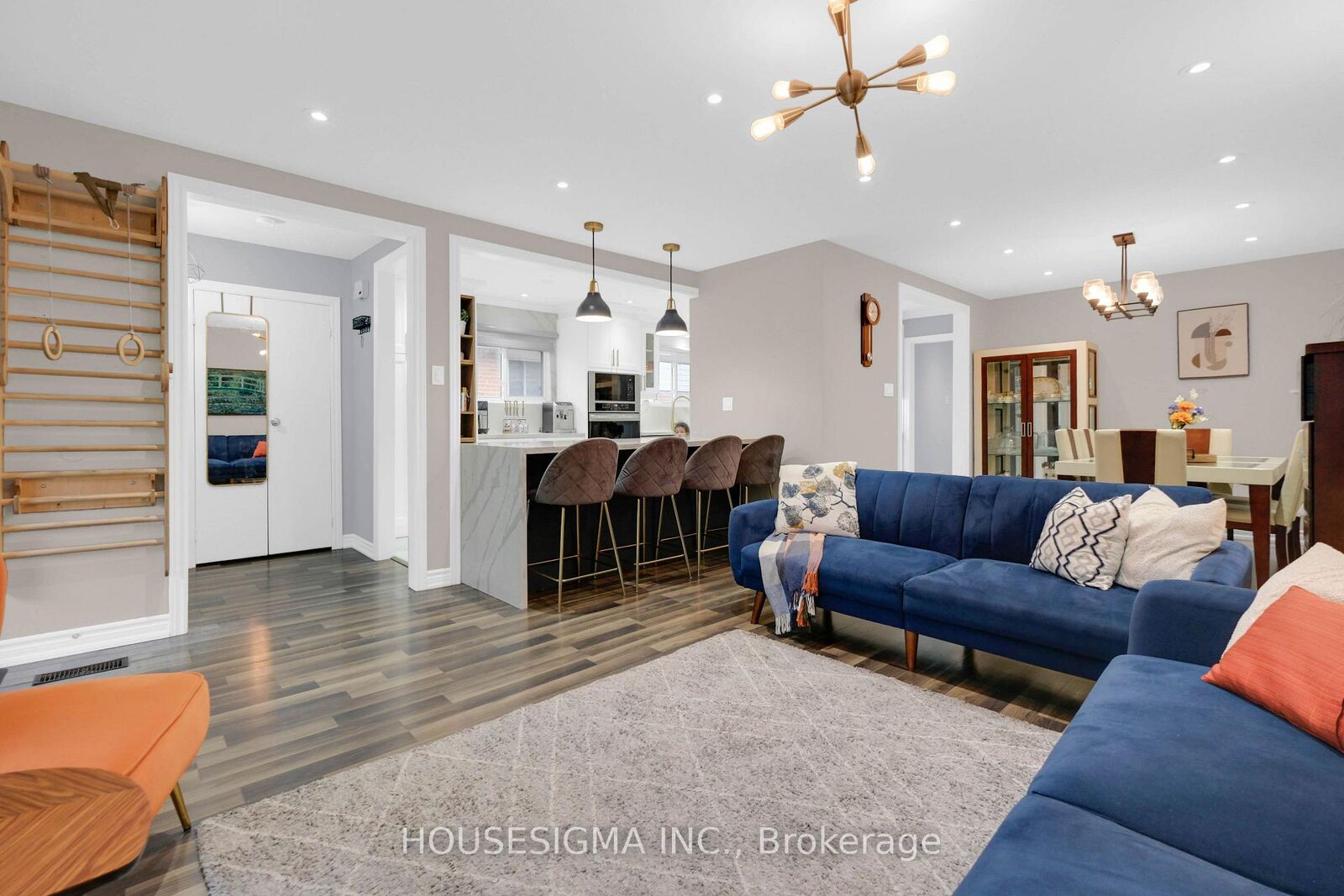 Property Photo:  2663 Hortense Road  ON L5L 1V6 