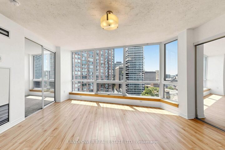 Property Photo:  1055 Bay Street 1710  ON M5S 3A3 