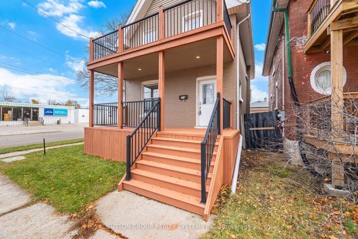 Property Photo:  299 Park Avenue  ON N3S 5L2 