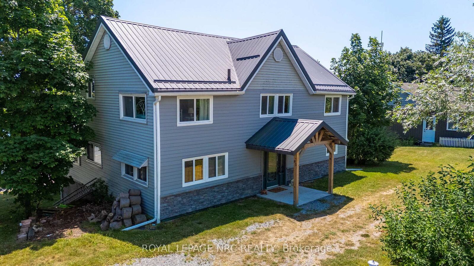 Property Photo: 85 Lighthouse Drive ON N1A 2W6