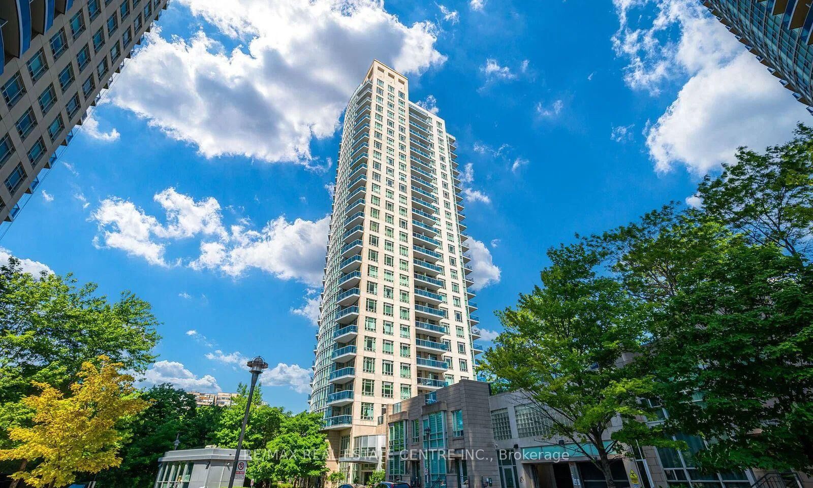 Property Photo:  90 Absolute Avenue 2605  ON L4Z 0A3 
