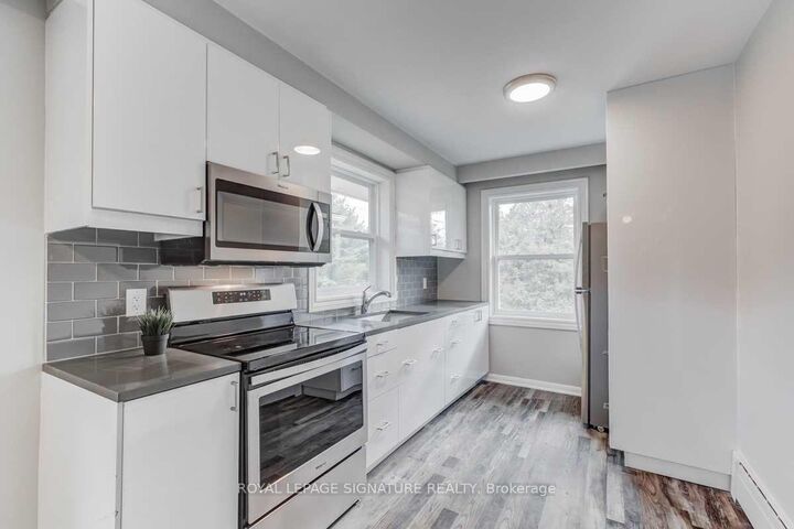 Property Photo:  31 Elma Street 3  ON M8V 1X9 