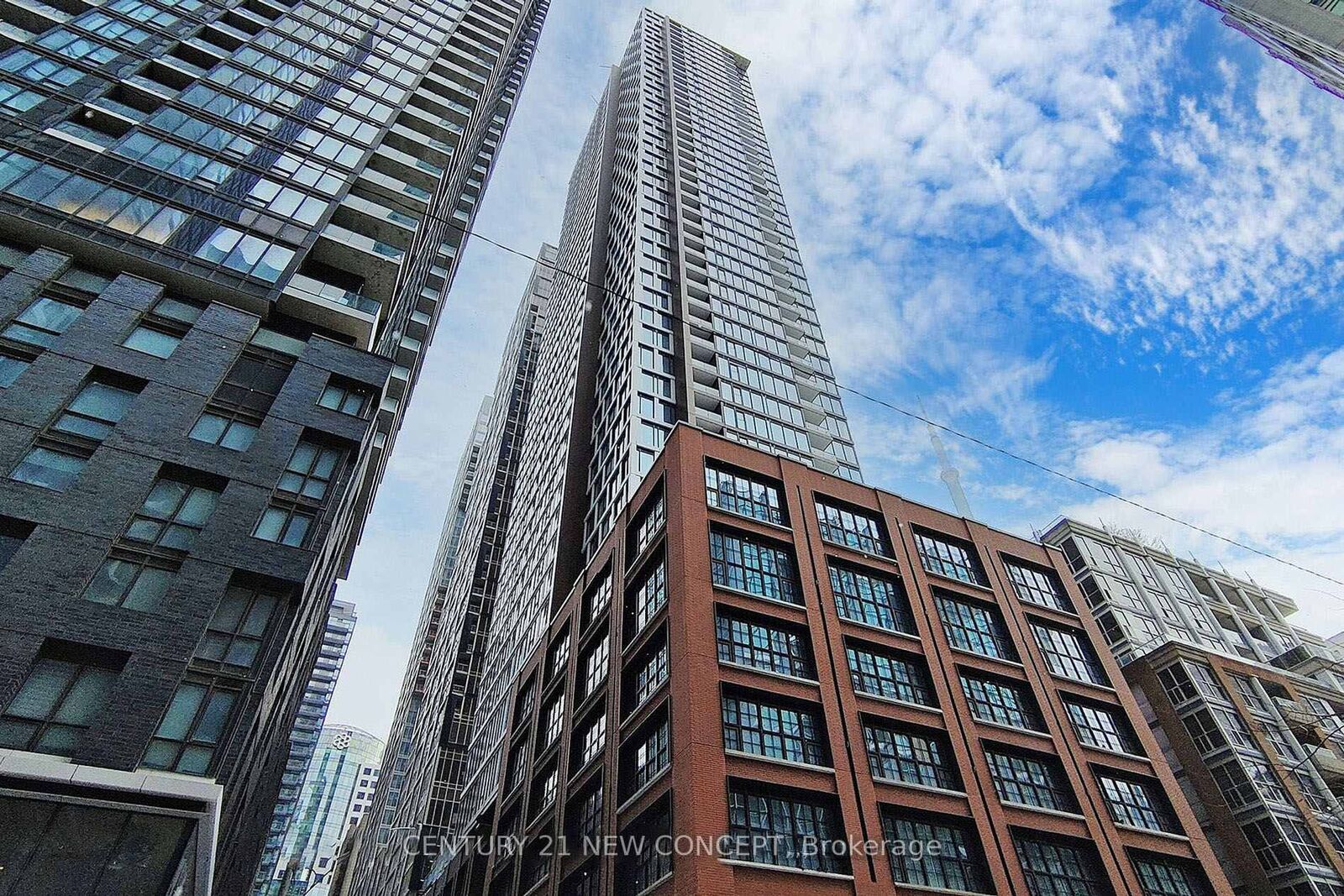 Property Photo: 55 Mercer Street 3815 ON M5V 0W4