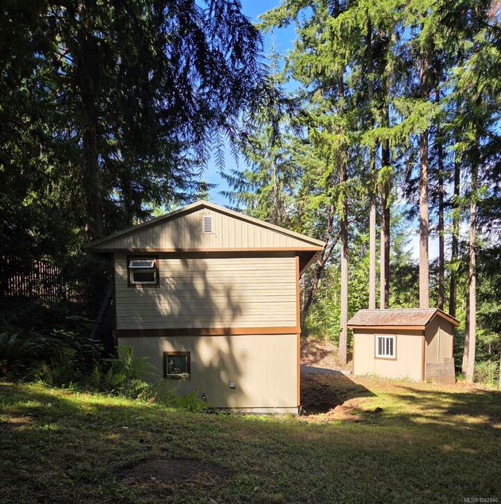 Property Photo:  2903 Knappett Rd  BC V8H 2H4 