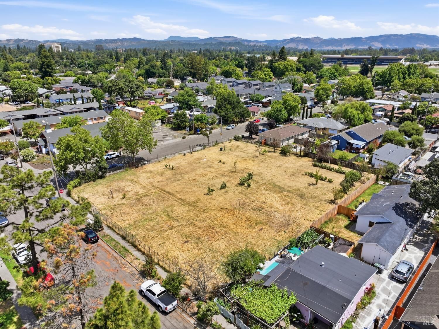 Property Photo: 1306 Grand Avenue CA 95404