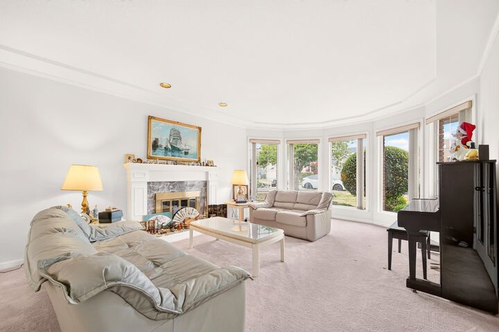 Property Photo: 9280 Dayton Avenue BC V6Y 1C9