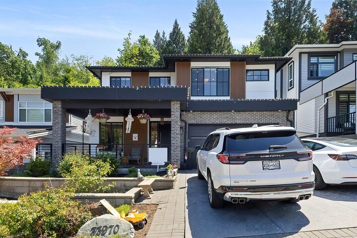33970 Tooley Place — photo 1