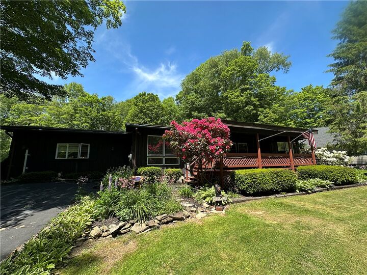 Property Photo: 10 Fairway Drive PA 16701