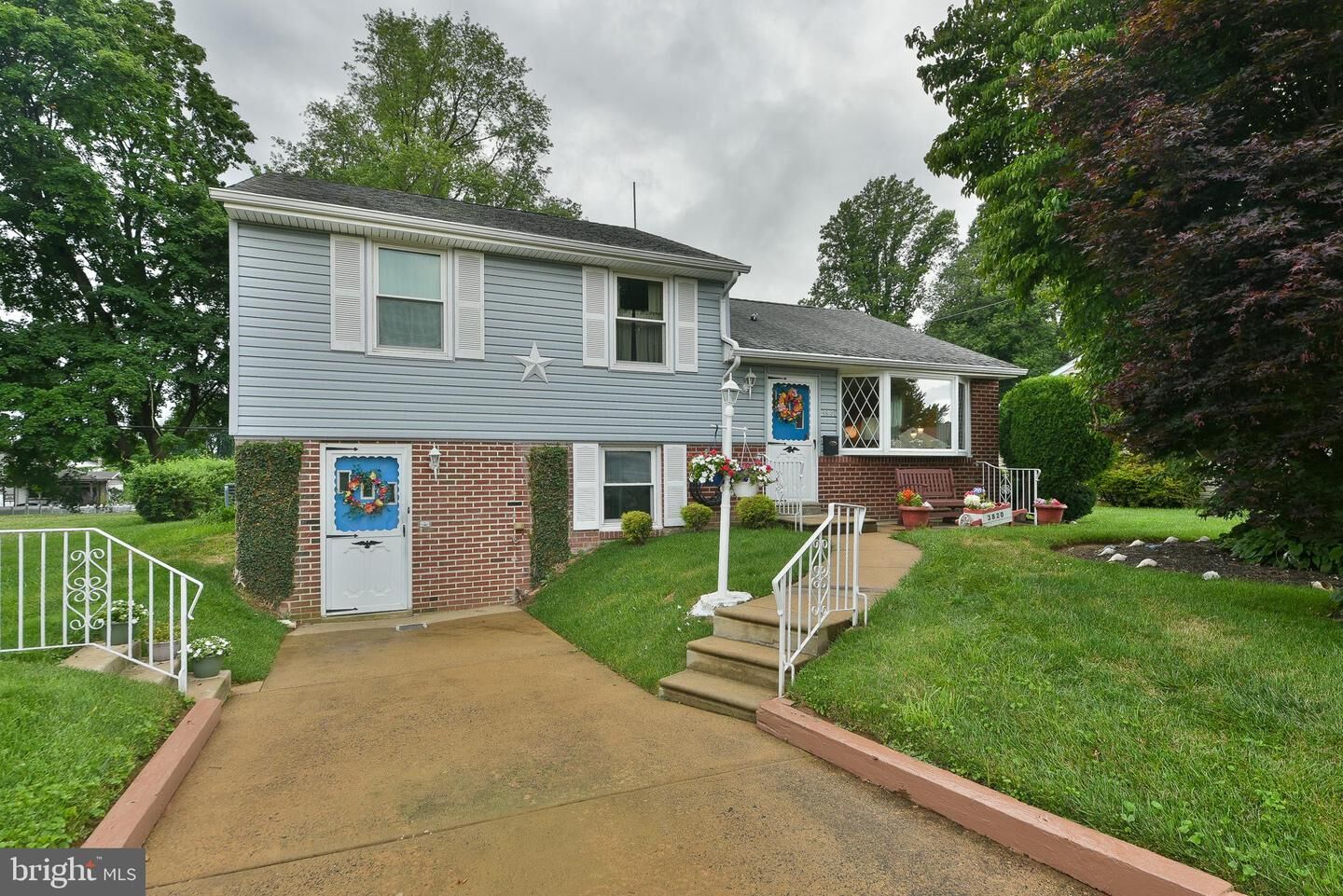 Property Photo: 3820 Andrea Road PA 19154