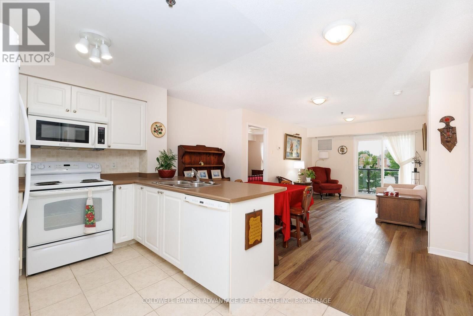 Property Photo:  330 Prince Charles Drive South 1208  ON L3C 7B3 