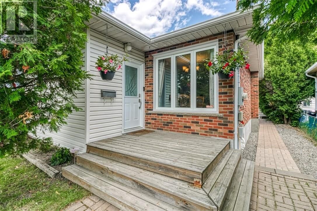 Property Photo:  16 Gutcher Avenue  ON P3C 3H6 