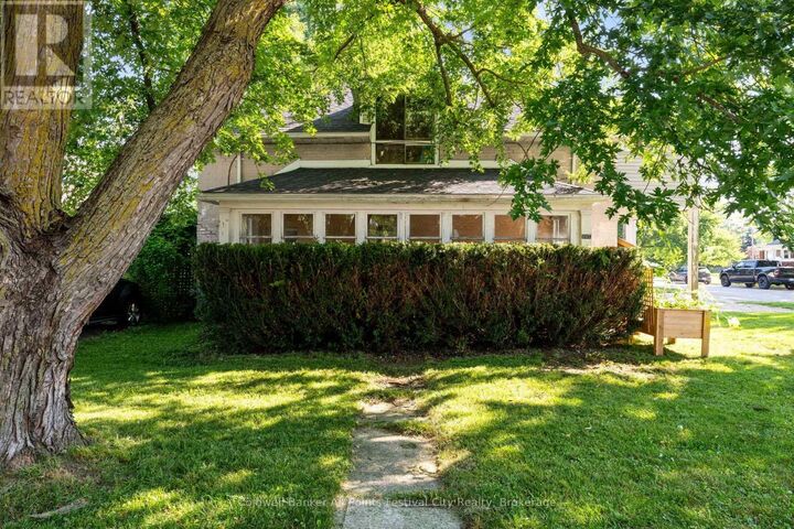 Property Photo:  167 Montreal Street  ON N0K 1N0 