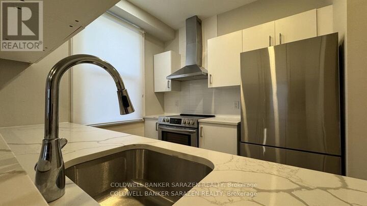 Property Photo:  58 Parent Avenue 4  ON K1N 7A8 
