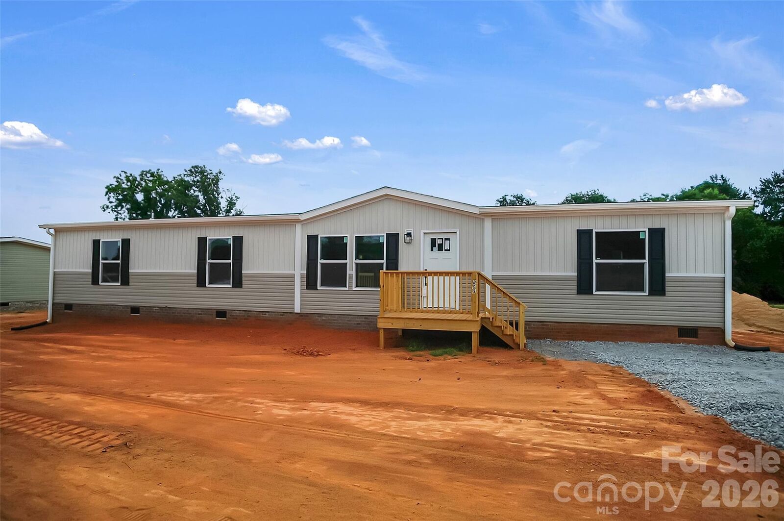 Property Photo: 803 Eagle View Lane NC 28090