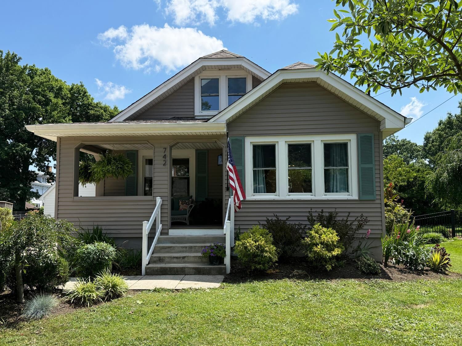 Property Photo: 742 Barney Avenue OH 45215