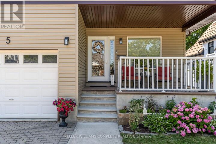 Property Photo: 5 Bruce Street ON L2R 5S7