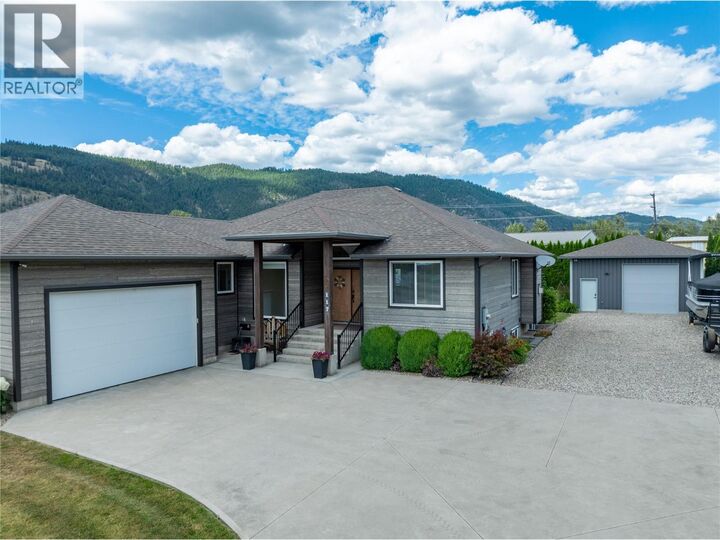 Property Photo: 455 Vla Road 117 BC V0E 1M1