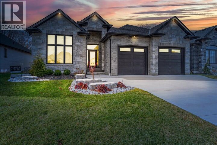 Property Photo:  184 Sandpiper Drive  ON N7S 0E7 