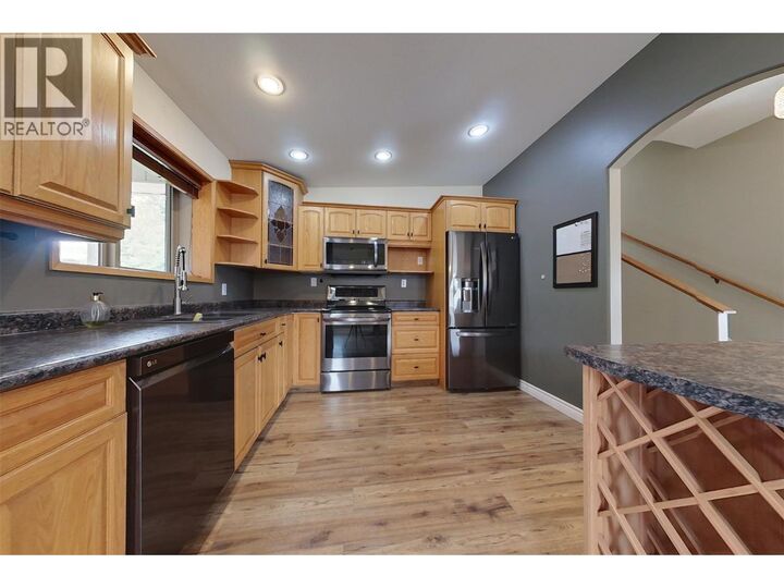 Property Photo:  1409 Southview Drive  BC V1C 6S1 