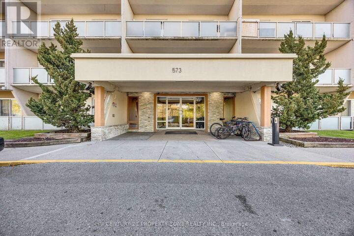 Property Photo: 573 Mornington Avenue 907 ON N5Y 4T9
