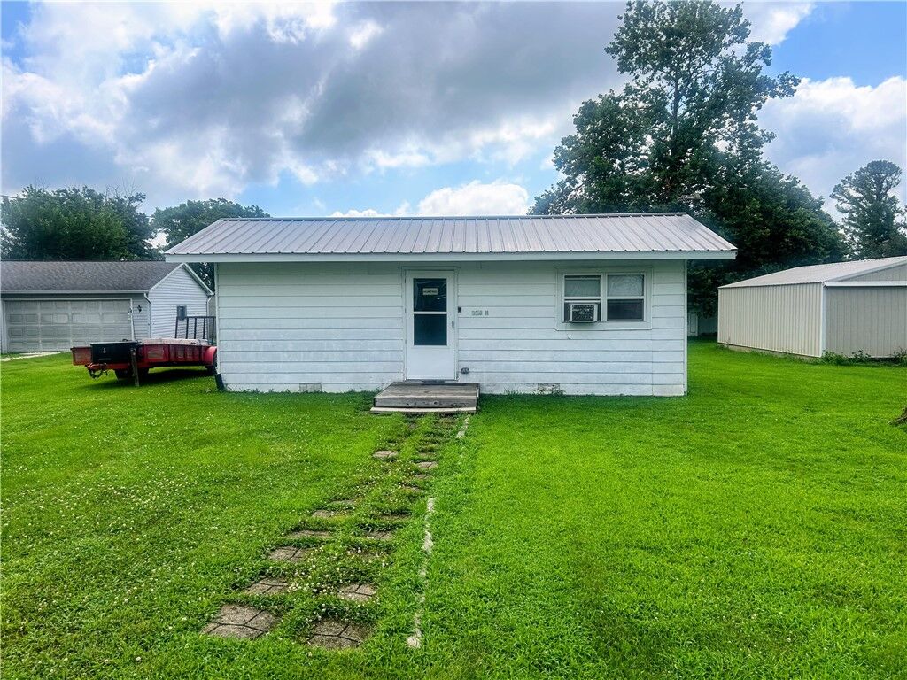 Property Photo:  374 N Adams Street  IL 62443 
