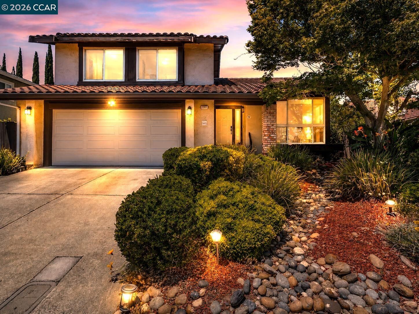 Property Photo: 2307 Oak Glen Cir CA 94553
