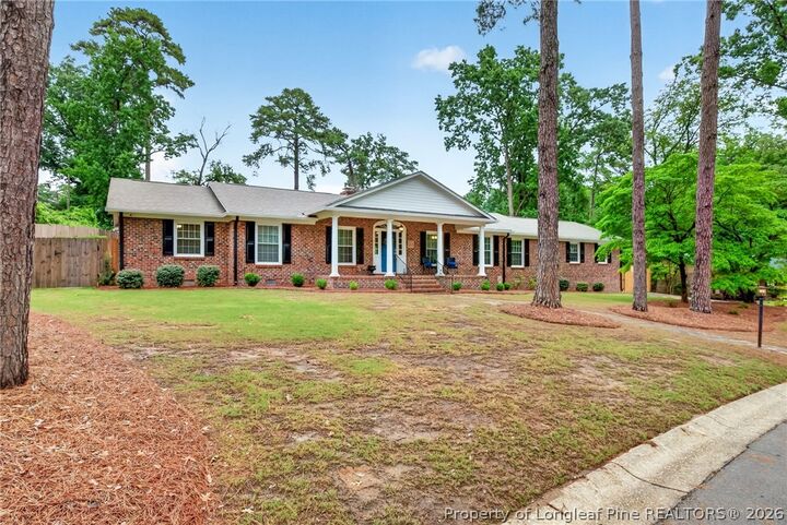 Property Photo: 335 Oberlin Court NC 28303