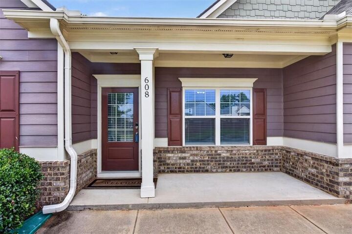 Property Photo: 608 Darnell Road GA 30115