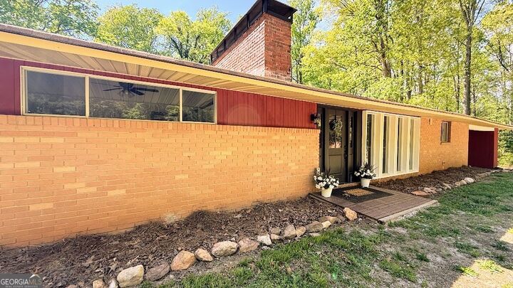 Property Photo: 1121 Highway 27 N GA 30110