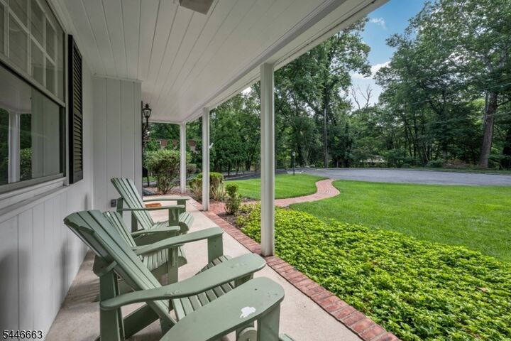 Property Photo:  570 Bennington Ter  NJ 07450 