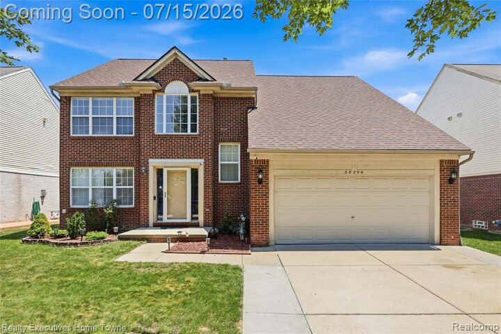 Property Photo:  38206 Brook Drive  MI 48312 1409 