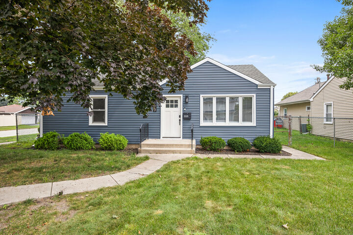 Property Photo: 5328 Alexander Place IL 60453