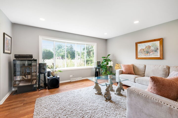 Property Photo:  3504 Illinois Road  IL 60091 