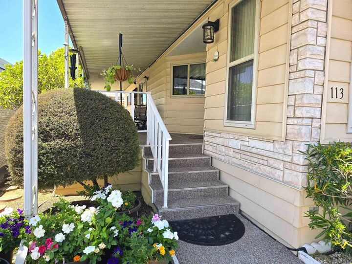 Property Photo:  1212 H Street 113  CA 92065 